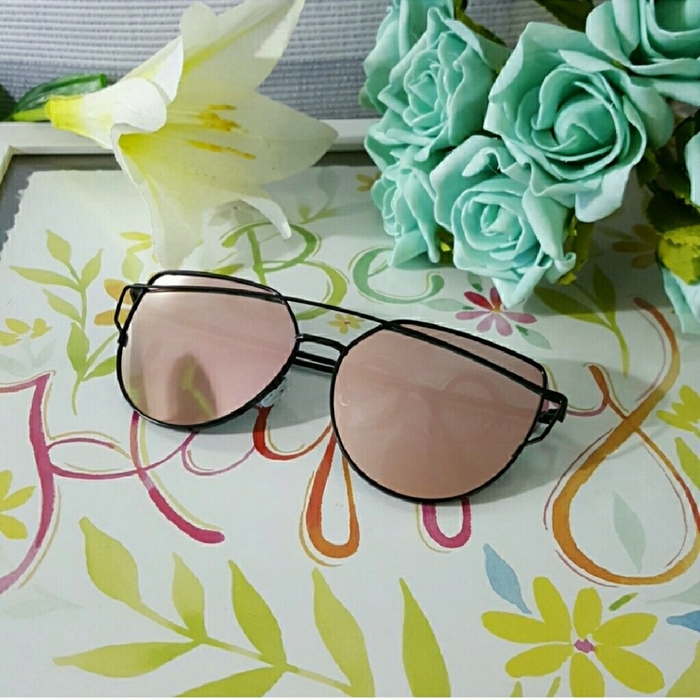 HIGH QUALITY CAT EYE MIRROR VINTAGE  SUNGLASSES - Picture 3 of 4